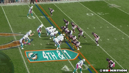 giphy-Tannehill%2Bread%2Bopt.gif